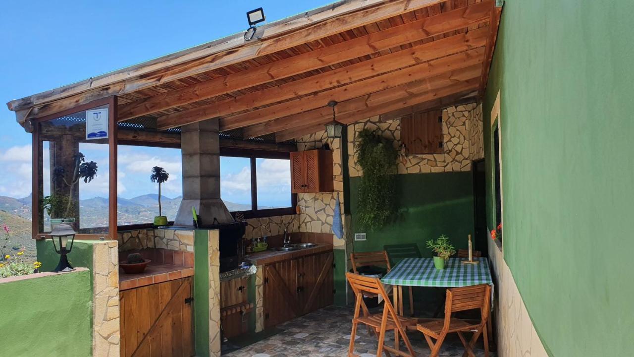 Casa Cueva Paquito Holiday home Vega de San Mateo
