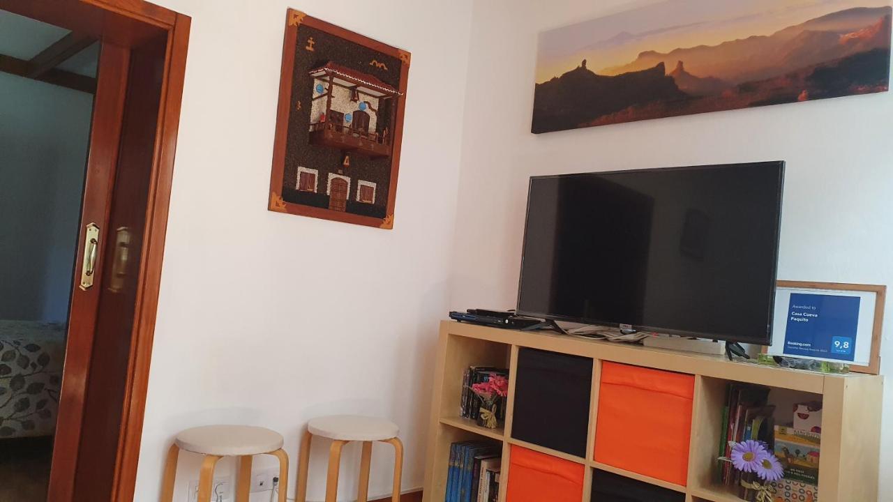 Casa Cueva Paquito Holiday home *