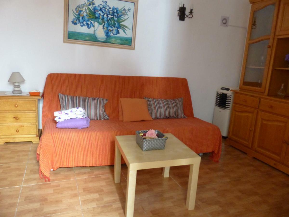 Casa Cueva Paquito Holiday home Vega de San Mateo